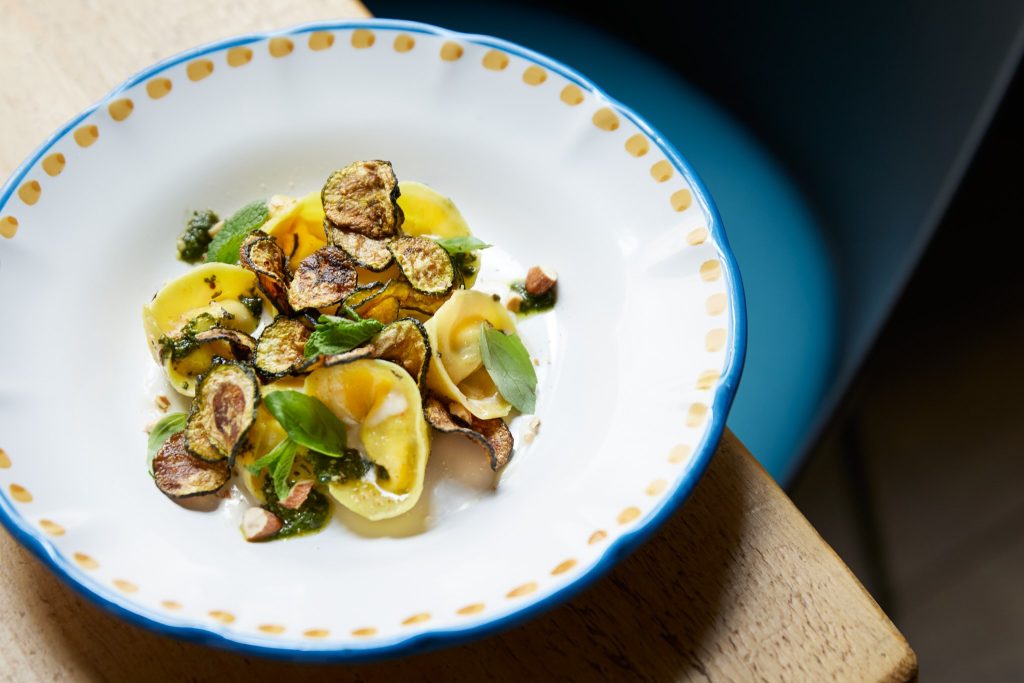 Hauptgericht mit Nudeln